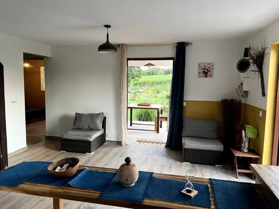 Jolie Petite Maison A La Campagne Le Moule Εξωτερικό φωτογραφία